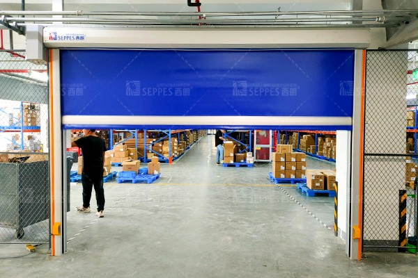 西朗门业快速门