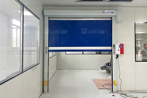 西朗门业快速门