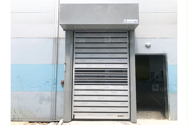 西朗门业硬质快速门