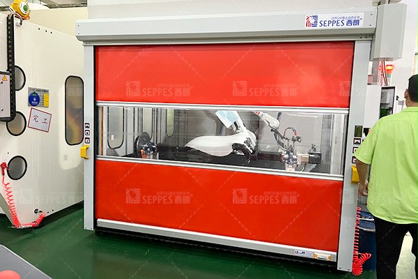 西朗门业快速门