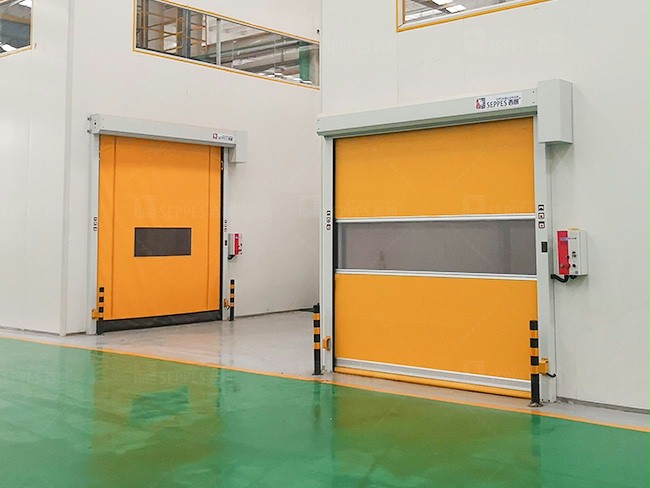 西朗门业快速升降门