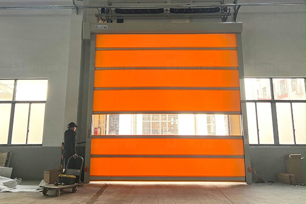 西朗门业快速门