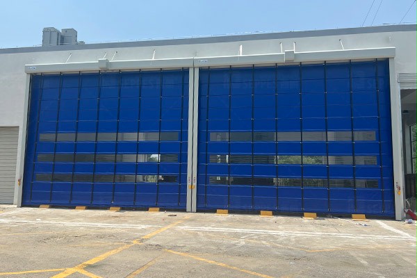 西朗门业堆积式快速门 西朗门业堆积式快速门