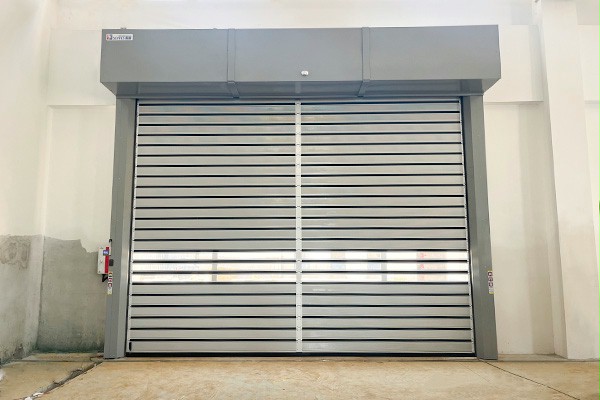 西朗门业硬质快速门 西朗门业硬质快速门