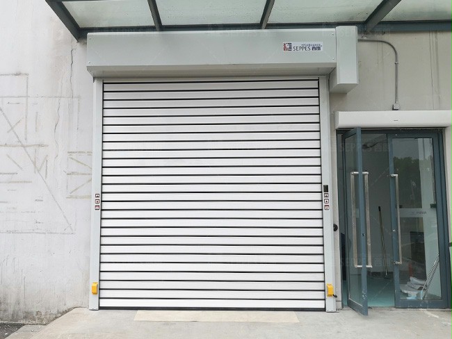 西朗门业铝合金快速门 西朗门业铝合金快速门