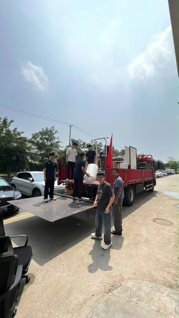 西朗门业（苏州）有限公司乔迁新址