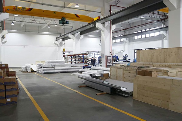 西朗门业苏州快速卷帘门新工厂 西朗门业苏州快速卷帘门新工厂