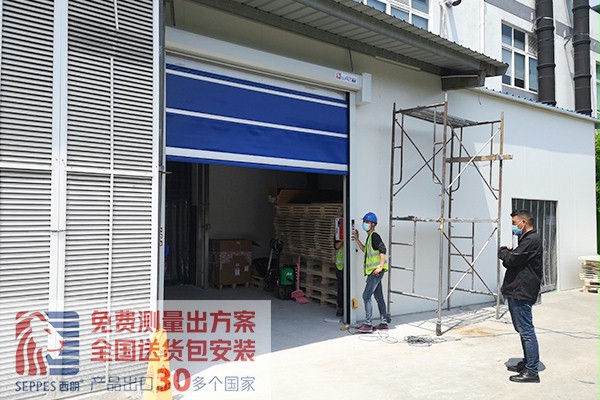 西朗门业快速门 西朗门业快速门