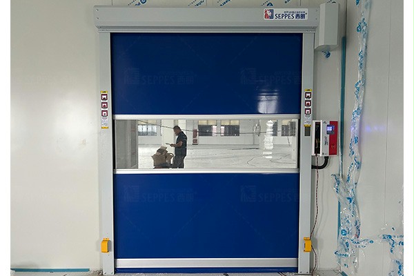 西朗门业快速门