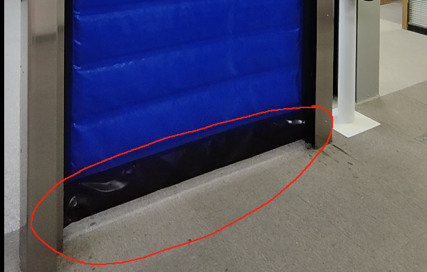 西朗冷库保温快速门门帘微动