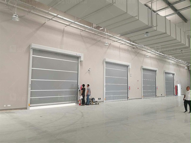 西朗门业快速门