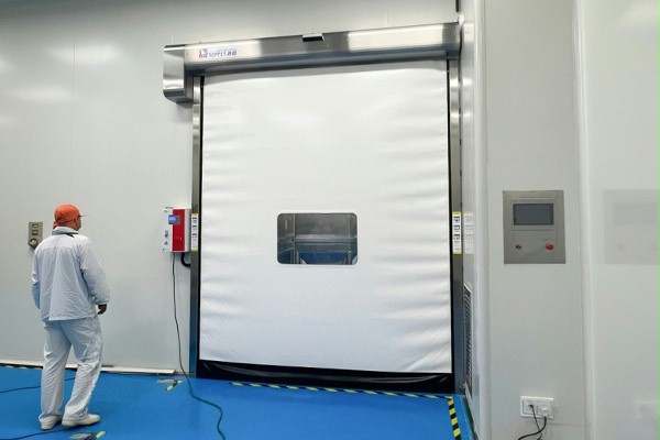 西朗门业洁净室快速门