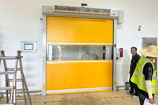 西朗门业快速门