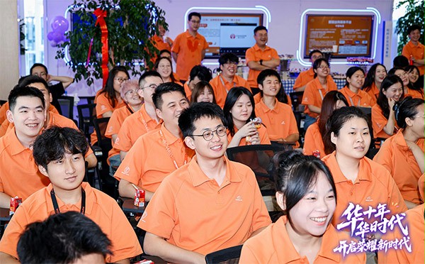 杨元嘉董事长致辞赢得现场嘉宾们的共鸣