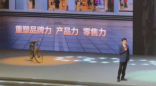 波司登集团董事长高德康分享创业历程与品牌发展 波司登集团董事长高德康分享创业历程与品牌发展